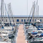 Denei Experience - Edificio Privado En Centro, Playa 7 Min Appartement